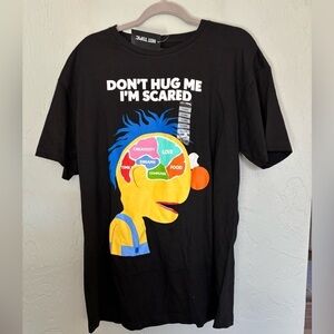 - Hot Topic Don’t hug me I’m scared yellow Guy Tee-shirt Black size XL